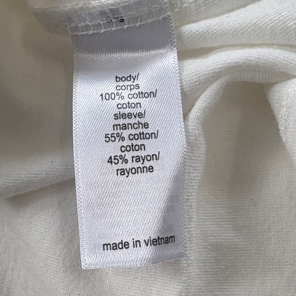 Maurices - New Women's White Tee Top with butterfly sleeves - size 3X - Picture 6 of 6
